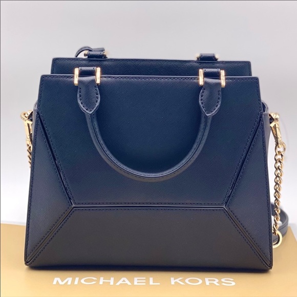 Michael Kors Medium Prism Satchel Black - Picture 4 of 16